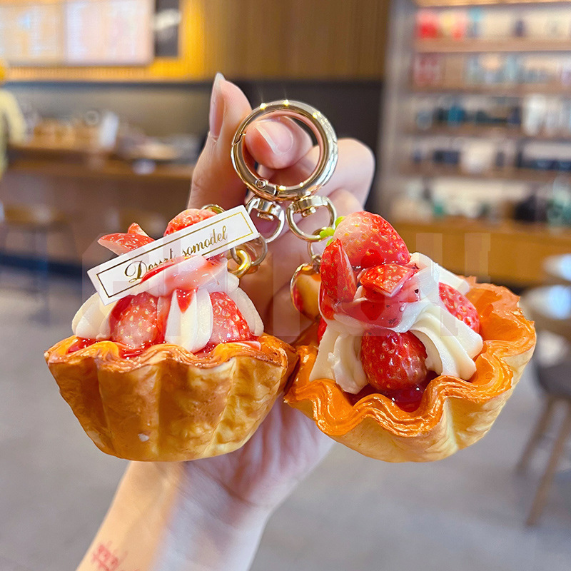 Creative PU Strawberry Egg Tar - Carabiner Keychain ulasan dan harga